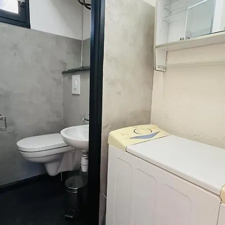 Studio 5 Porto Apartment *